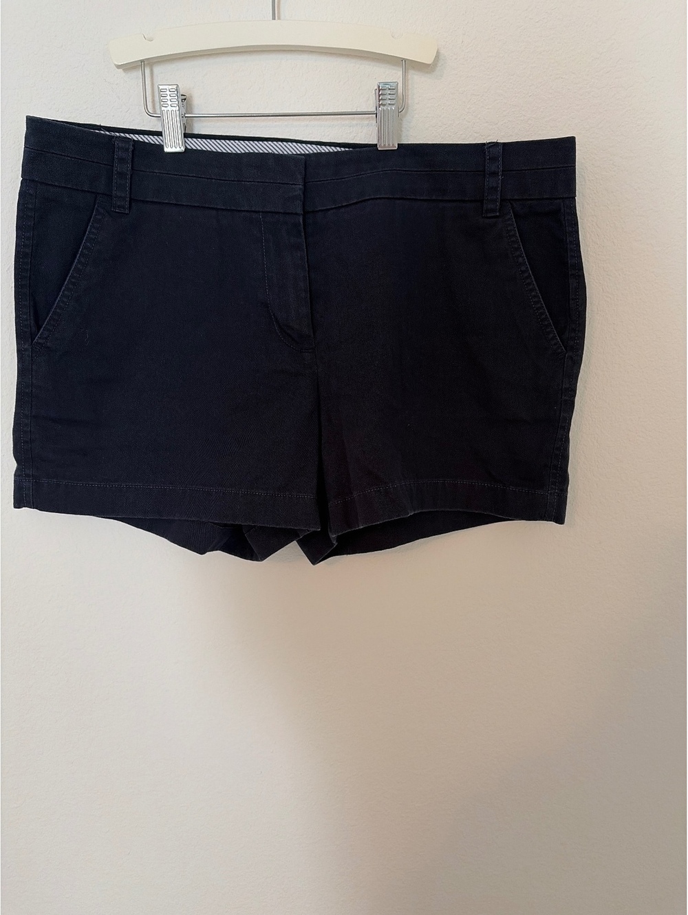 J.Crew Navy Blue 3.5" Classic Chino Shorts Size 10
